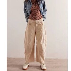 We The Free Good Luck Mid Rise Barrel Corduroy Pants Size 29 Cream Boho Festival